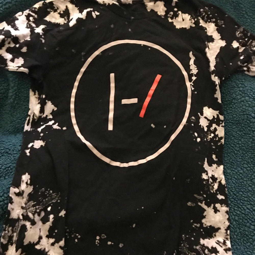 twenty one pilots logo T shirt